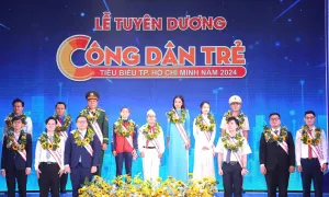 Phương Mỹ Chi, hoa hậu Ngọc Châu là công dân trẻ tiêu biểu TP HCM Phương Mỹ Chi, hoa hậu Ngọc Châu là công dân trẻ tiêu biểu TP HCM