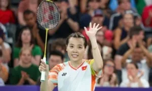 Thùy Linh lại lỡ hẹn ngôi vô địch Đức Mở rộng Thùy Linh lại lỡ hẹn ngôi vô địch Đức Mở rộng