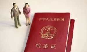 Kiện chồng lén nuôi 'vợ bé' Kiện chồng lén nuôi 'vợ bé'