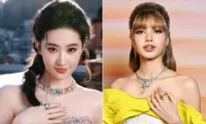 Lisa khoe sắc cùng Lưu Diệc Phi
