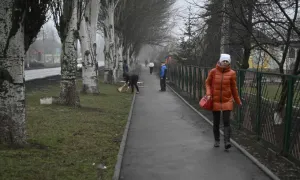 Bên trong thị trấn Ukraine trên đường tiến quân của Nga Bên trong thị trấn Ukraine trên đường tiến quân của Nga
