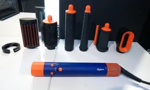 Máy tạo kiểu tóc thông minh giá 16 triệu đồng Máy tạo kiểu tóc thông minh giá 16 triệu đồng
