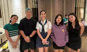 Khách nước ngoài bị tài xế chặt chém 1,5 triệu đồng cho 300 m