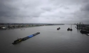 Áp thấp nhiệt đới vào Quảng Ninh - Hải Phòng Áp thấp nhiệt đới vào Quảng Ninh - Hải Phòng