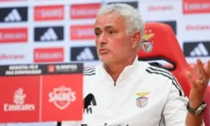 Mourinho: 'Trước đây tôi ích kỷ hơn, giờ tôi vị tha hơn'