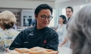 Hành trình khám phá ổ bánh mì của đầu bếp Australia gốc Việt Hành trình khám phá ổ bánh mì của đầu bếp Australia gốc Việt