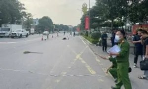 Con rể lao xe tải vào bố vợ cũ