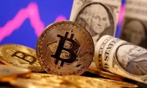 Vì sao Bitcoin thủng mốc 100.000 USD?